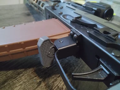 AK EXTENDED MAG RELEASE