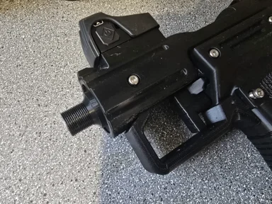 Threaded VP22 barrel shrouds