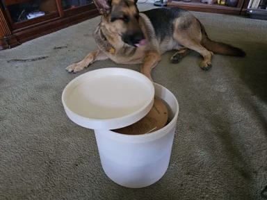 Threaded Container