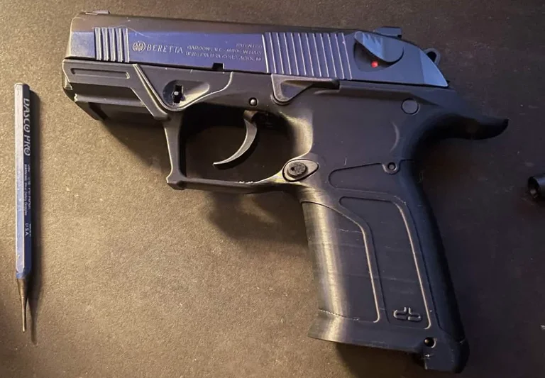PX4DB Storm Compact Full Size Mag release image
