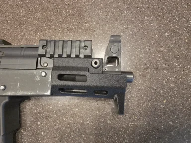 CHIAPPA AK9  MP5 HANDGUARD